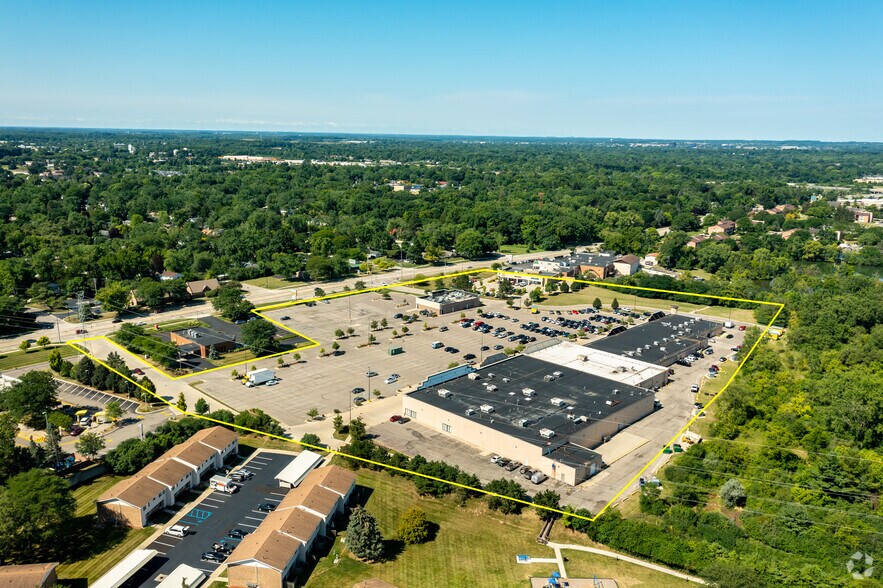 More Photos Of 4655-4741 Washtenaw Ave, Ann Arbor Freestanding For Lease