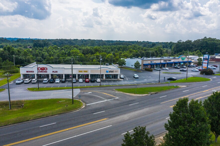 More Photos Of 2202-2208 7th St N, Clanton Unknown For Lease