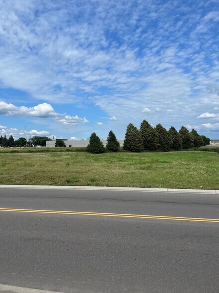 More Photos Of 5464 Mountain Iron Drive, Virginia Land For Sale