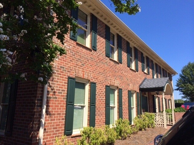 More Photos Of 7808 Pineville-Matthews Rd, Charlotte Office For Lease