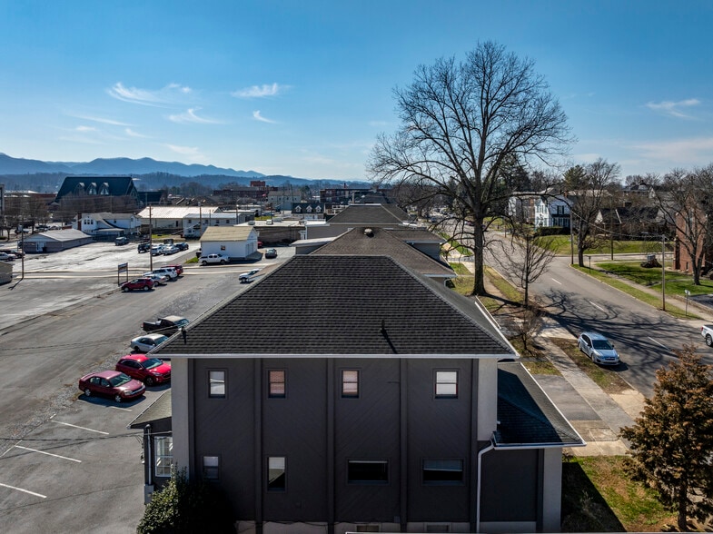 More Photos Of 200/204/206 Watauga Ave, Johnson City Apartments For Sale