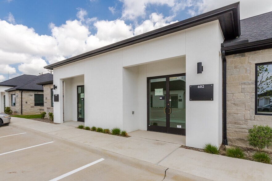 Primary Photo Of 6000 Alma Rd, McKinney Office For Lease