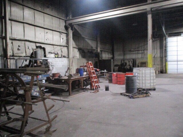 More Photos Of 2281 Port City Blvd, Muskegon Warehouse For Sale