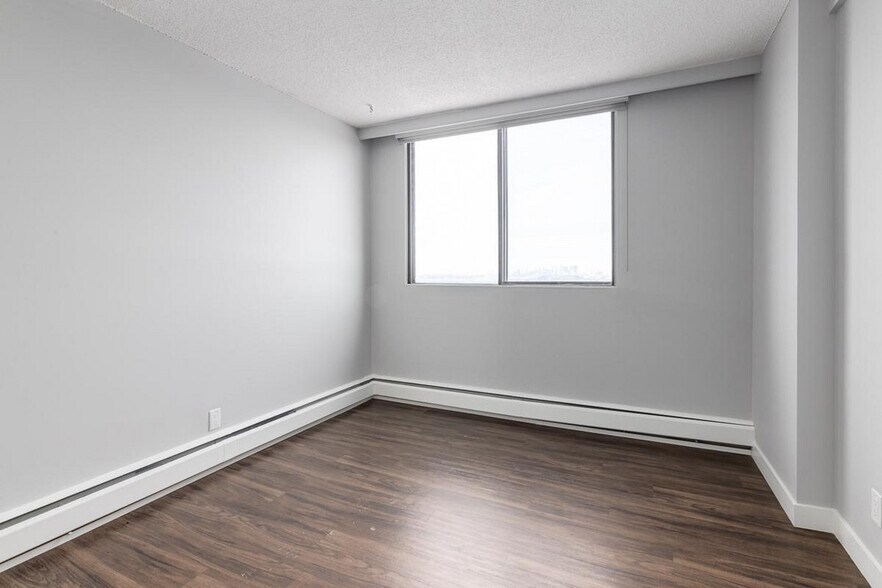 More Photos Of 2105 90 Av SW, Calgary Apartments For Lease