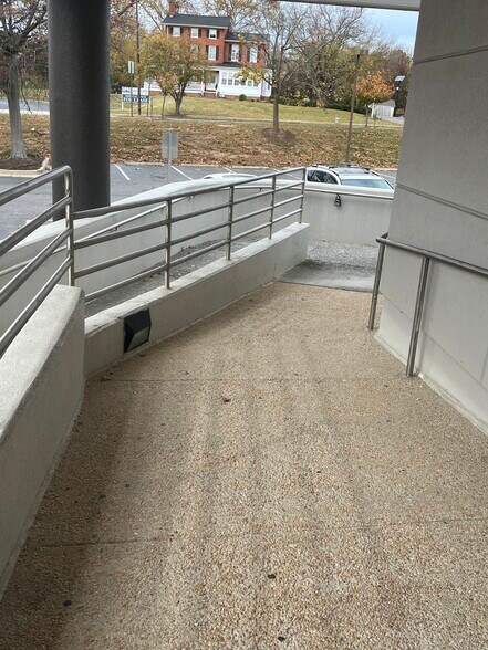 More Photos Of 13934 Baltimore Ave, Laurel Medical For Sale