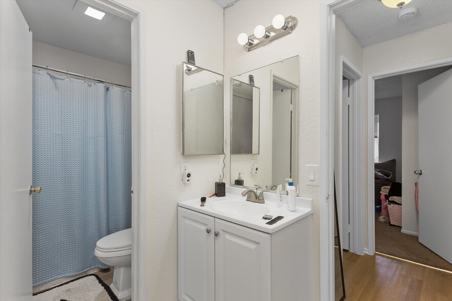 More Photos Of 1140 Oxford Dr, Redlands Apartments For Sale
