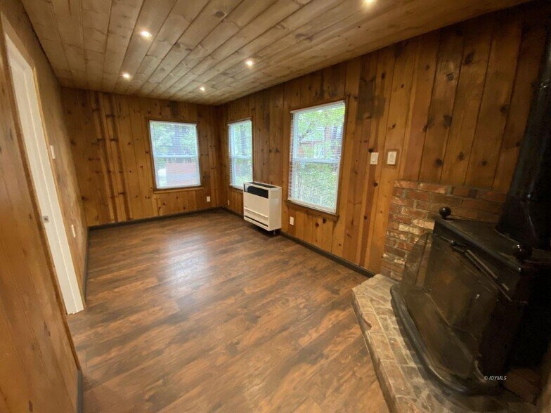 More Photos Of , Idyllwild-Pine Cove Multifamily For Sale