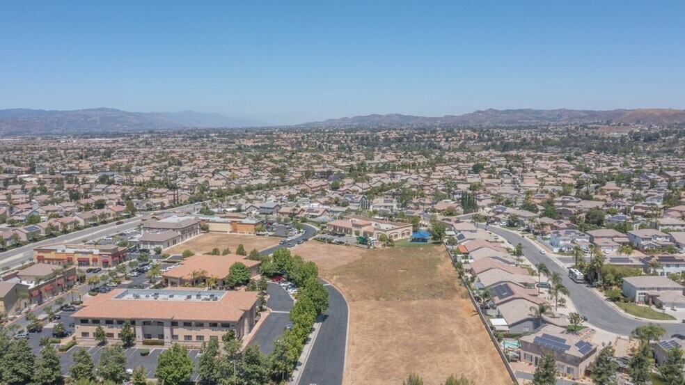 More Photos Of Date St, Temecula Land For Lease