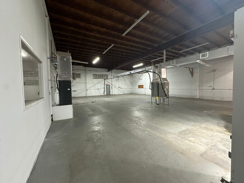 More Photos Of 5110 NW 2nd Ave, Miami Warehouse For Sale