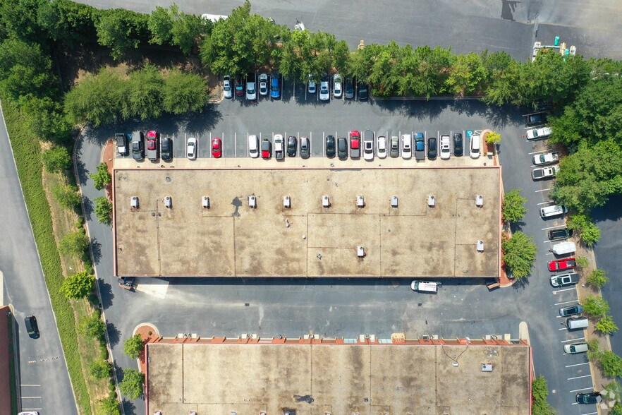 More Photos Of 4560 Atwater Ct, Buford Unknown For Lease