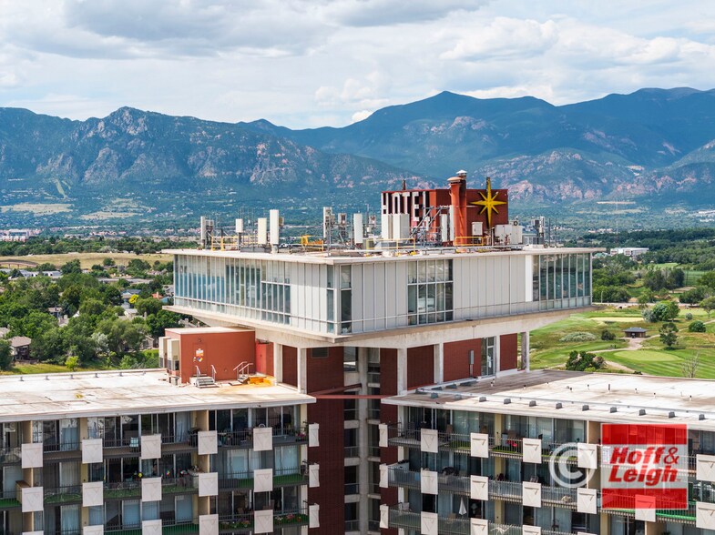Primary Photo Of 411 Lakewood Cir, Colorado Springs Hotel For Sale