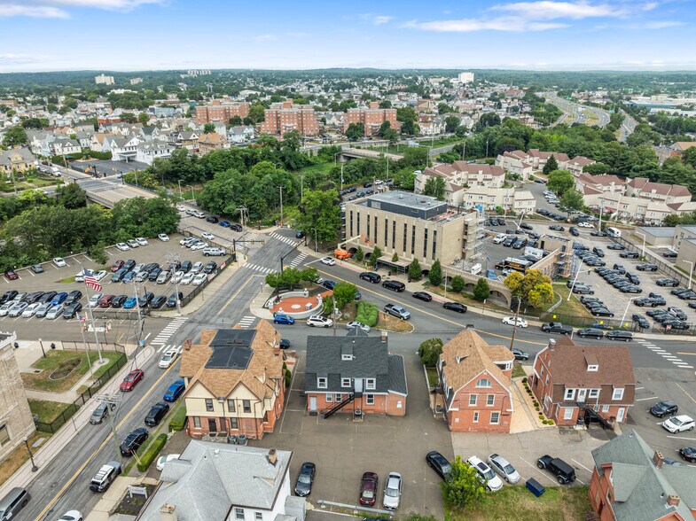 More Photos Of 285 Congress St, Bridgeport Office For Sale