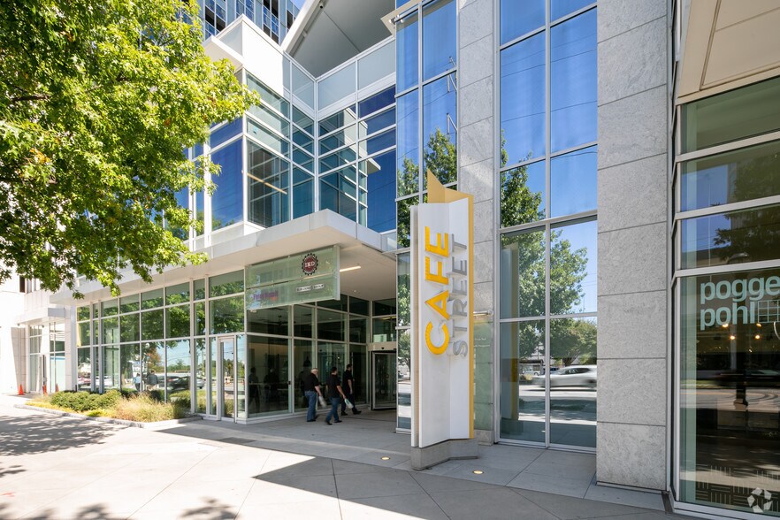 More Photos Of 3280 Peachtree Rd NE, Atlanta Office For Lease