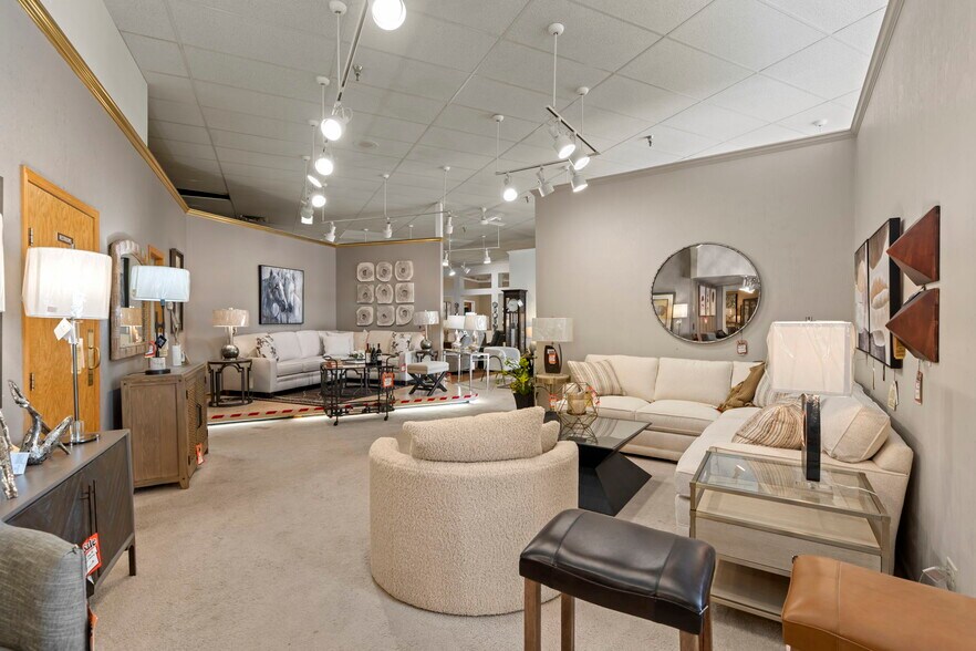 More Photos Of 334 County Road 81, Osseo Storefront Retail Office For Sale