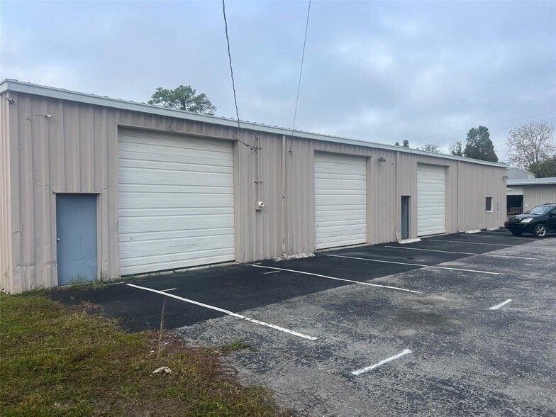 More Photos Of 3029 NE 20th Way, Gainesville Warehouse For Lease