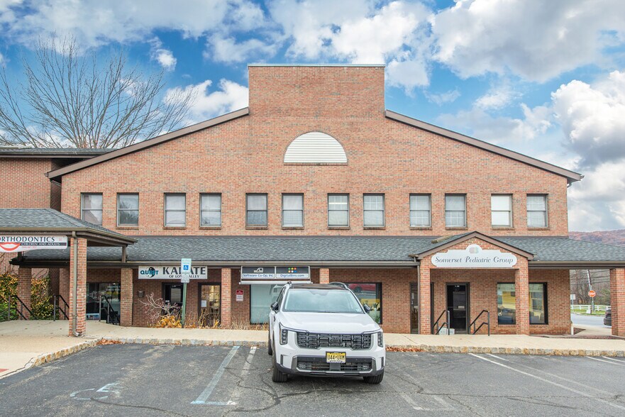 More Photos Of 59 E Mill Rd, Long Valley Office For Sale