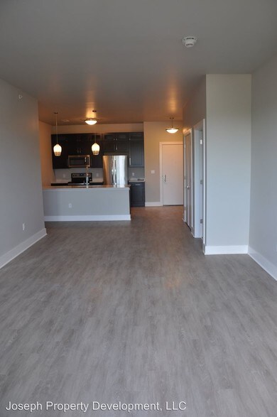More Photos Of 4175 N Oakland Ave, Shorewood Multifamily For Sale