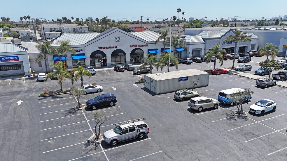More Photos Of 3200-3300 E Anaheim St, Long Beach Unknown For Lease