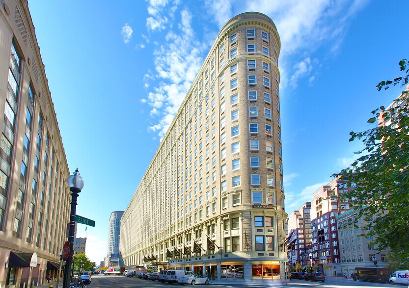 More Photos Of 20 Park Plaza, Boston Office For Lease