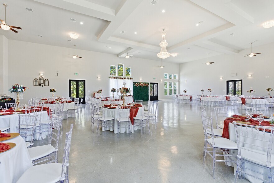 More Photos Of 27923 W US Highway 82, Sherman Lodge Meeting Hall For Sale