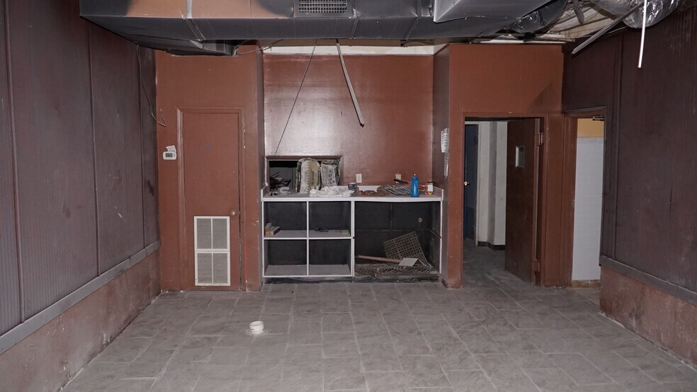 More Photos Of 4498 A Washington Rd, East Point Freestanding For Sale