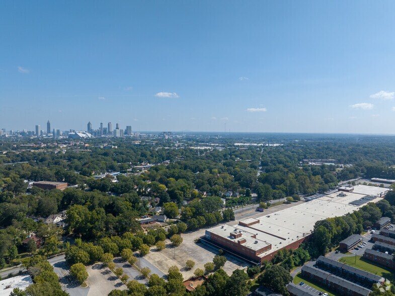 More Photos Of 1200 White St SW, Atlanta Office For Sale