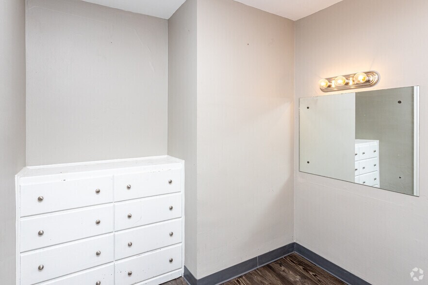 More Photos Of 512 W Ormsby Ave, Louisville Apartments For Sale