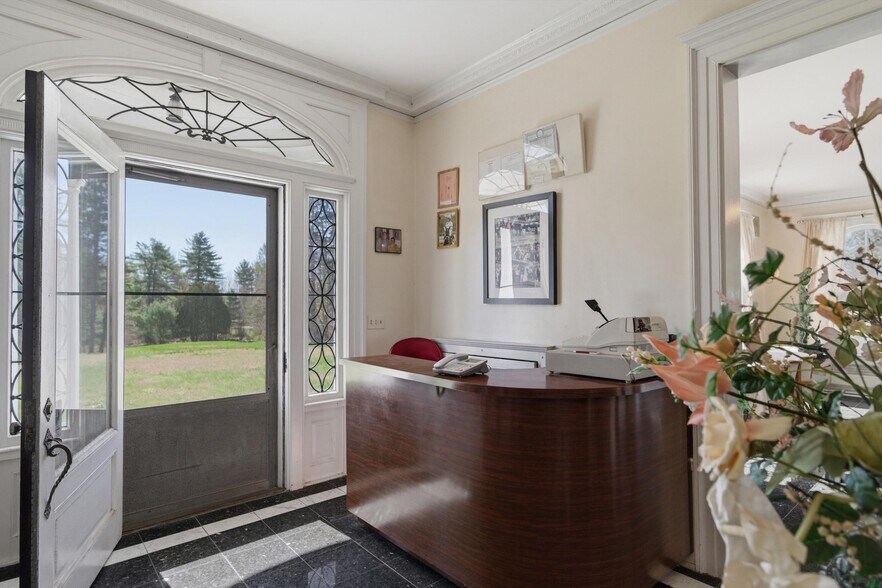 More Photos Of 2255 Ballston Ave, Saratoga Springs Restaurant For Sale