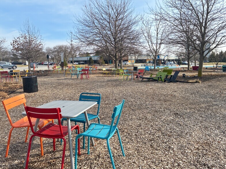 More Photos Of 9465 Counselors Row, Indianapolis Coworking Space