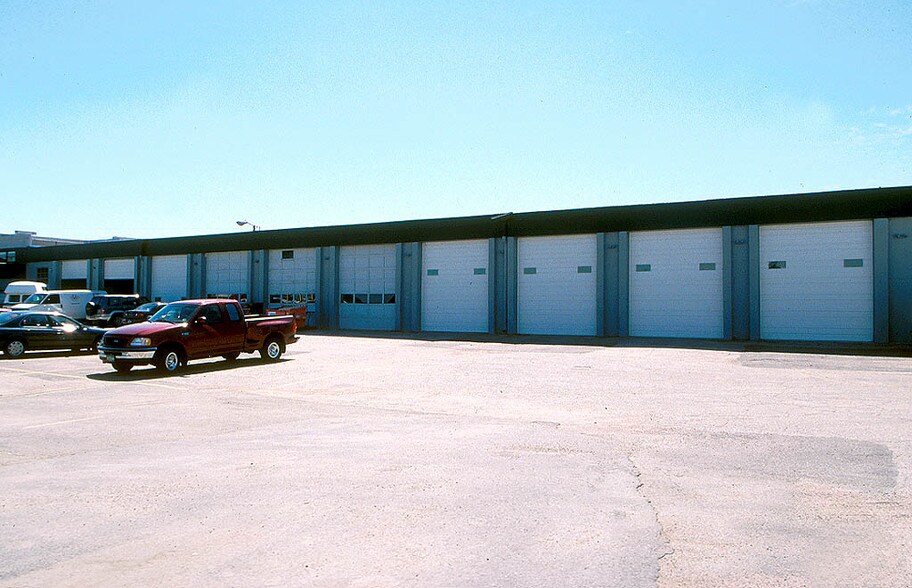 More Photos Of 1207 S Platte River Dr, Denver Warehouse For Lease