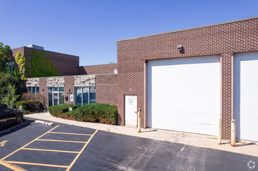 Primary Photo Of 1125 Carnegie St, Rolling Meadows Warehouse For Lease