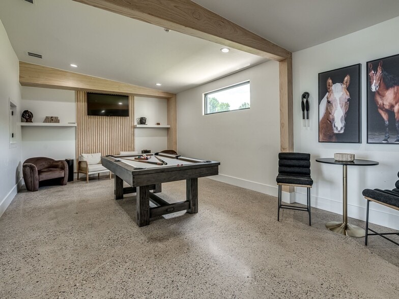 More Photos Of 20480 NE 164th St, Luther Lodge Meeting Hall For Sale