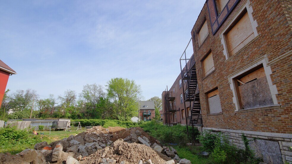 More Photos Of 5315-5325 Cabanne Ave, Saint Louis Apartments For Sale