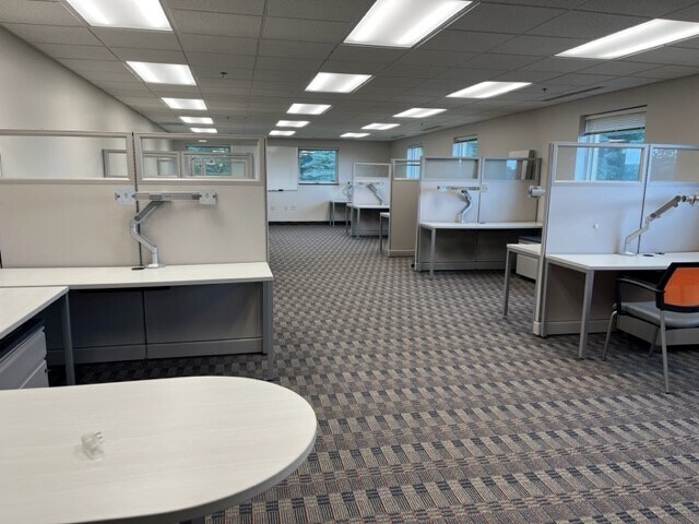 More Photos Of 6535 Seeco Dr, Kalamazoo Medical For Lease