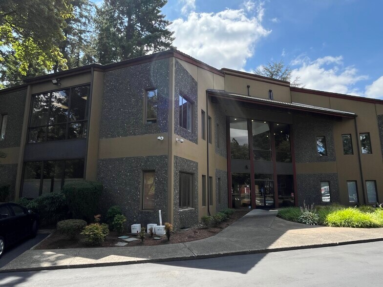 More Photos Of 15962 SW Boones Ferry Rd, Lake Oswego Medical For Lease