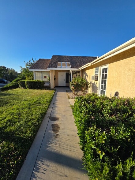 More Photos Of 3833 E Avenue R12, Palmdale Healthcare For Sale