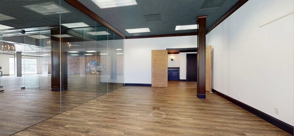 More Photos Of 4101 W Alameda Ave, Burbank Freestanding For Lease