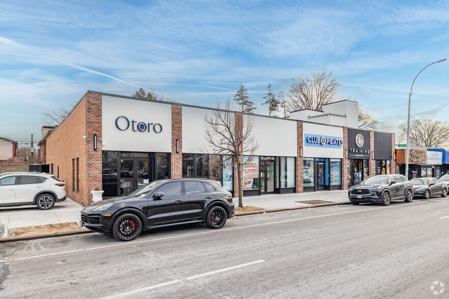 More Photos Of 17924 Union Tpke, Fresh Meadows Storefront For Sale