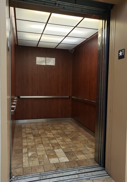 More Photos Of 615 Main Ave, Passaic Office For Sale