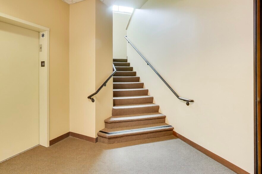 More Photos Of 785 Ygnacio Valley Rd, Walnut Creek Office For Sale