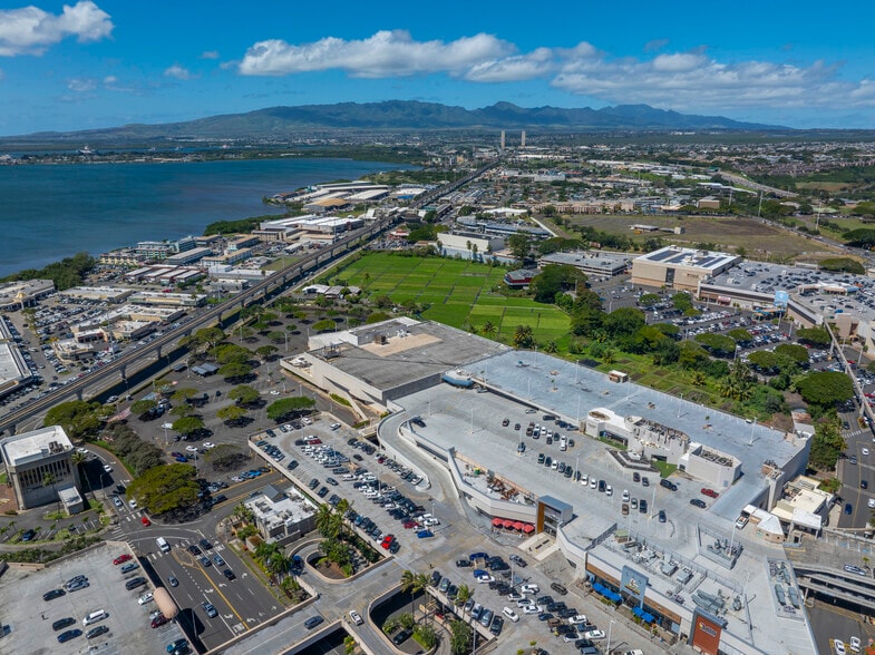 Primary Photo Of 98-1005 Moanalua Rd, Aiea Department Store For Lease