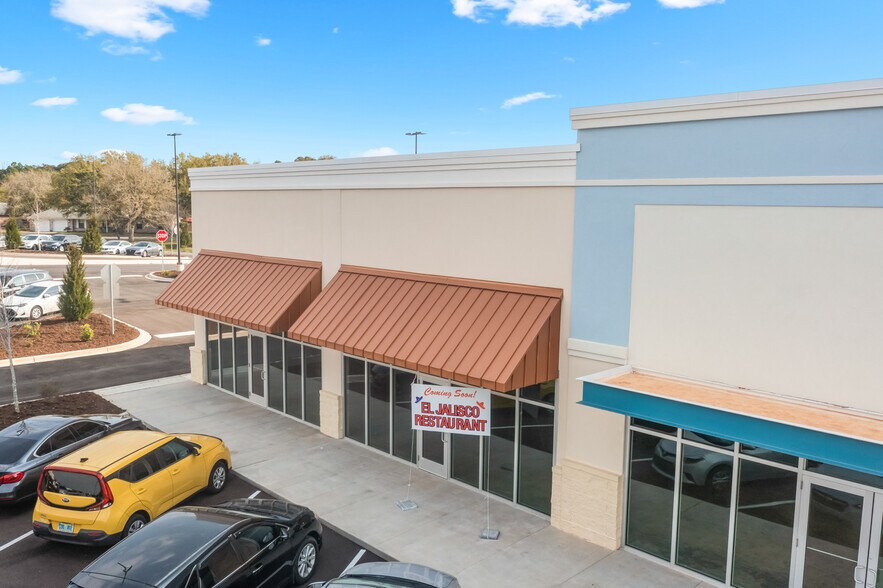 More Photos Of 10040 Navarre Pky, Navarre General Retail For Lease