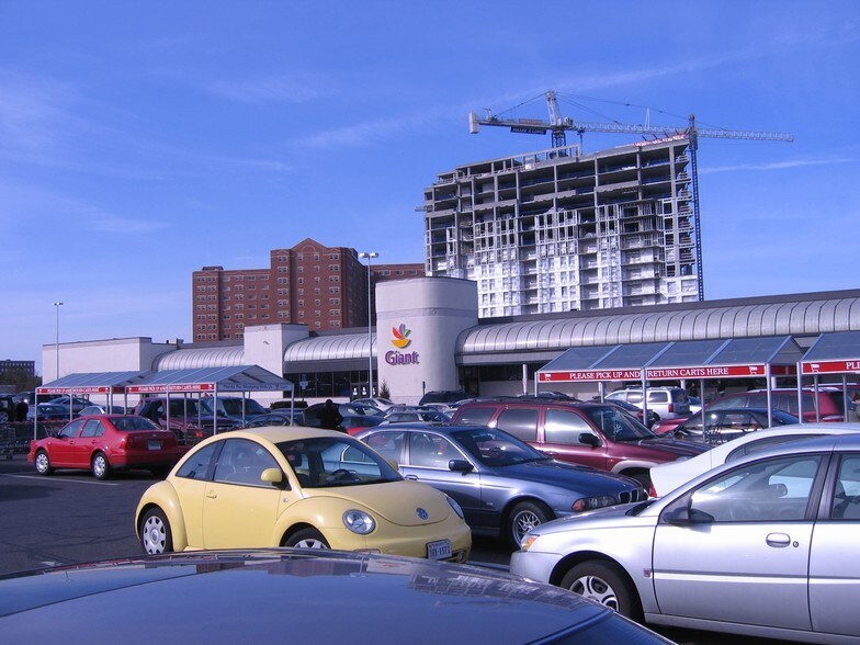 More Photos Of 3490-3556 S Jefferson St, Falls Church General Retail For Lease