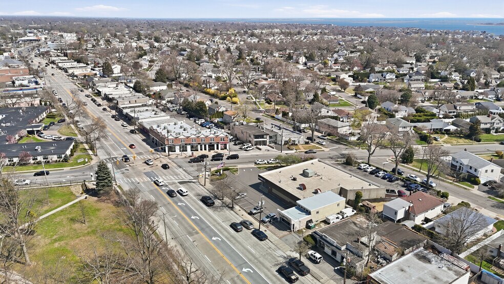 More Photos Of 18 Unqua Rd, Massapequa Loft Creative Space For Sale
