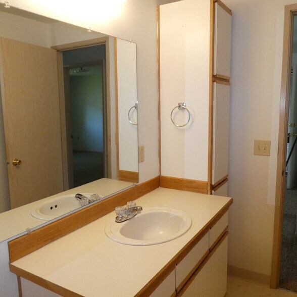 More Photos Of 8936-8998 SE 79th Pl, Portland Apartments For Sale