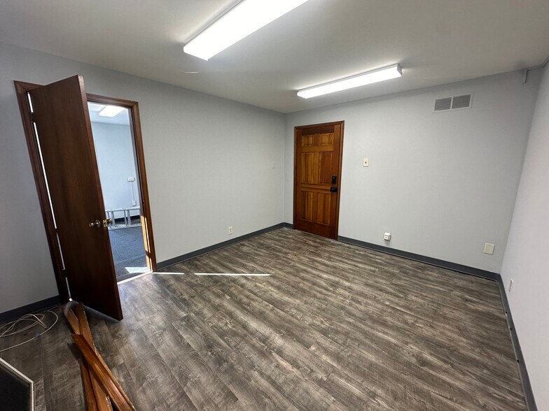 More Photos Of 2030 N Black Horse Pike, Williamstown Medical For Lease