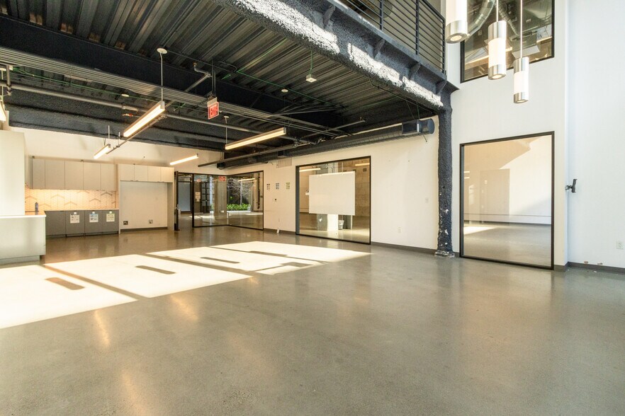 More Photos Of 100 Hooper St, San Francisco Unknown For Lease