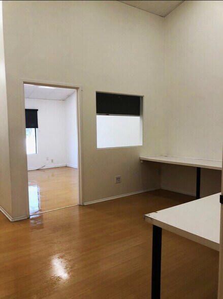 More Photos Of 4515 Van Nuys Blvd, Sherman Oaks Office For Lease