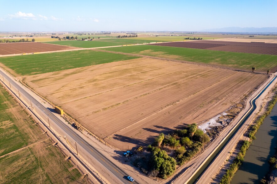 More Photos Of 697 W McCabe Rd, El Centro Land For Sale