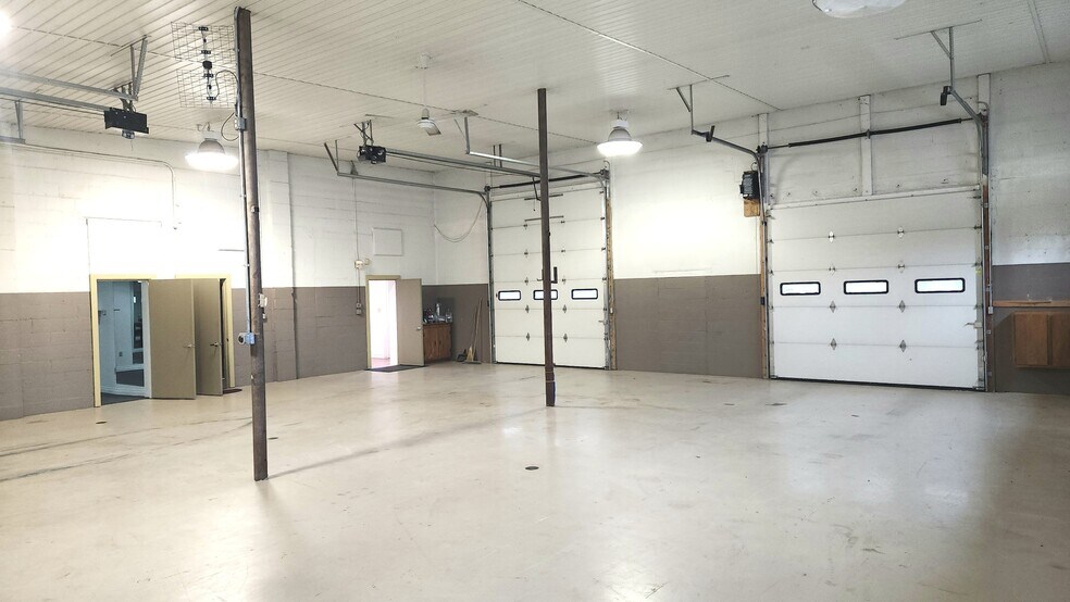 More Photos Of 3988 N Dixie Hwy, Monroe Service Station For Sale